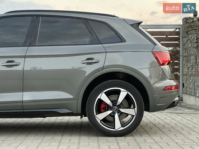 Серый Ауди Ку 5, объемом двигателя 2 л и пробегом 18 тыс. км за 36999 $, фото 10 на Automoto.ua