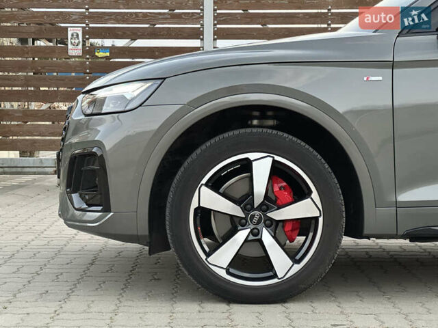 Серый Ауди Ку 5, объемом двигателя 2 л и пробегом 18 тыс. км за 36999 $, фото 12 на Automoto.ua