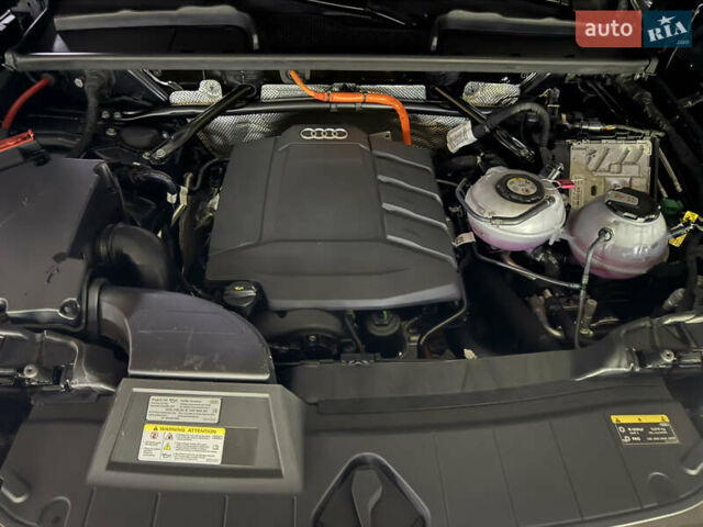 Сірий Ауді Ку 5, об'ємом двигуна 1.98 л та пробігом 1 тис. км за 59500 $, фото 17 на Automoto.ua
