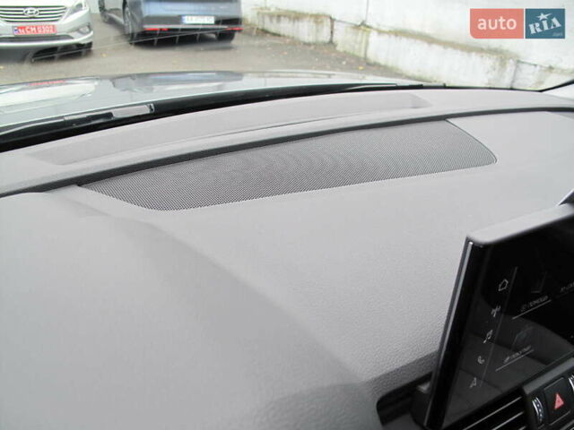 Серый Ауди Ку 5, объемом двигателя 1.98 л и пробегом 22 тыс. км за 44500 $, фото 146 на Automoto.ua