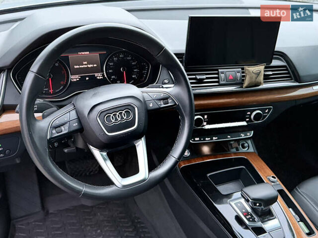 Сірий Ауді Ку 5, об'ємом двигуна 1.98 л та пробігом 43 тис. км за 33999 $, фото 17 на Automoto.ua