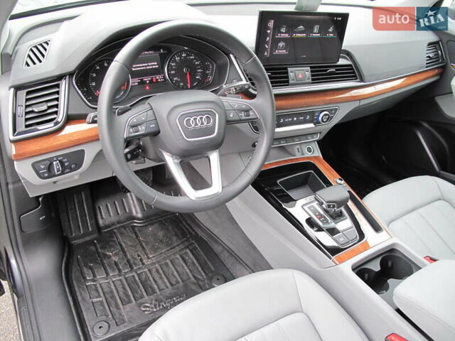 Серый Ауди Ку 5, объемом двигателя 1.98 л и пробегом 22 тыс. км за 44500 $, фото 45 на Automoto.ua