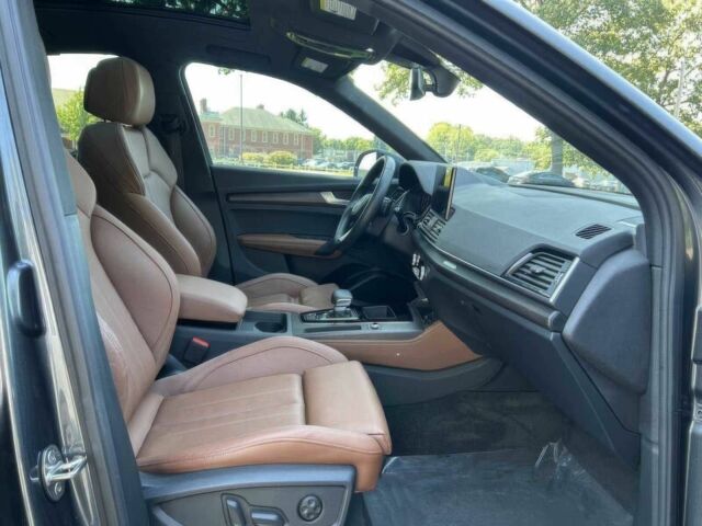 Сірий Ауді Ку 5, об'ємом двигуна 2 л та пробігом 21 тис. км за 20000 $, фото 9 на Automoto.ua