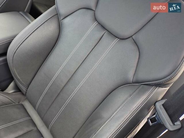 Серый Ауди Ку 5, объемом двигателя 1.98 л и пробегом 22 тыс. км за 35800 $, фото 32 на Automoto.ua