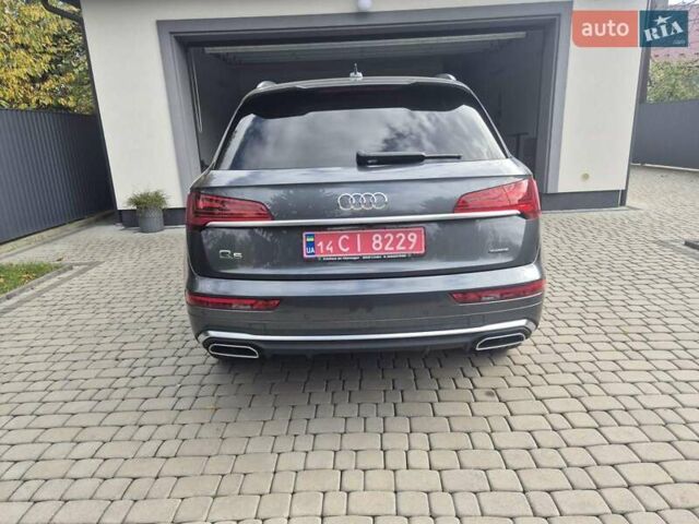 Серый Ауди Ку 5, объемом двигателя 0 л и пробегом 54 тыс. км за 34900 $, фото 11 на Automoto.ua