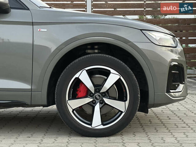 Серый Ауди Ку 5, объемом двигателя 2 л и пробегом 18 тыс. км за 36999 $, фото 25 на Automoto.ua