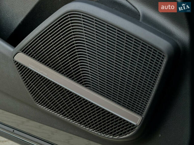 Серый Ауди Ку 5, объемом двигателя 2 л и пробегом 18 тыс. км за 36999 $, фото 43 на Automoto.ua