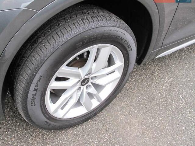 Серый Ауди Ку 5, объемом двигателя 1.98 л и пробегом 22 тыс. км за 44500 $, фото 17 на Automoto.ua