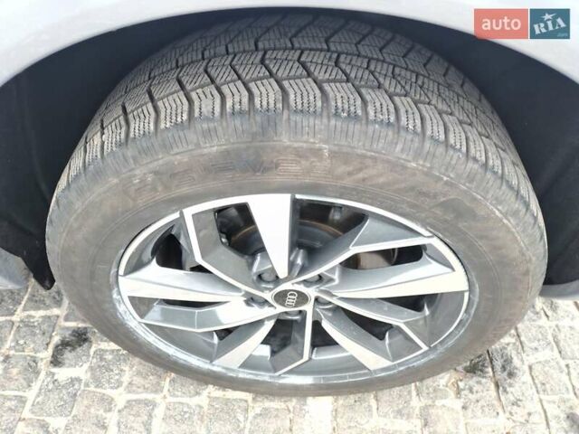 Серый Ауди Ку 5, объемом двигателя 1.98 л и пробегом 22 тыс. км за 35800 $, фото 68 на Automoto.ua