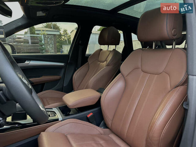 Серый Ауди Ку 5, объемом двигателя 2 л и пробегом 18 тыс. км за 36999 $, фото 50 на Automoto.ua