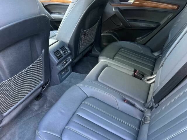 Серый Ауди Ку 5, объемом двигателя 2 л и пробегом 20 тыс. км за 25200 $, фото 13 на Automoto.ua