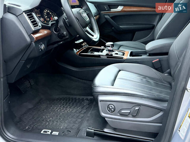 Сірий Ауді Ку 5, об'ємом двигуна 1.98 л та пробігом 43 тис. км за 33999 $, фото 21 на Automoto.ua