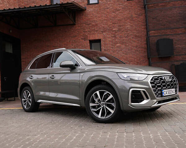 Серый Ауди Ку 5, объемом двигателя 1.98 л и пробегом 71 тыс. км за 34999 $, фото 3 на Automoto.ua