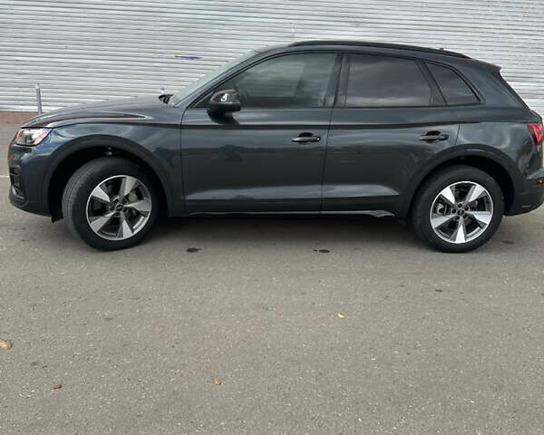 Ауди Ку 5 2023 в Харькове на Automoto.ua Серый Ауди Ку 5, объемом двигателя 1.98 л и пробегом 35 тыс. км за 36700 $, фото 10 на Automoto.ua