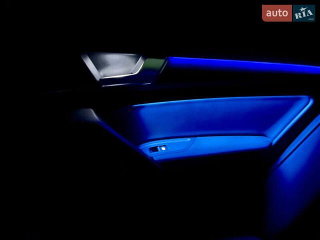 Сірий Ауді Ку 5, об'ємом двигуна 2 л та пробігом 20 тис. км за 44300 $, фото 30 на Automoto.ua