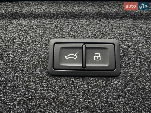 Серый Ауди Ку 5, объемом двигателя 1.98 л и пробегом 14 тыс. км за 57999 $, фото 47 на Automoto.ua