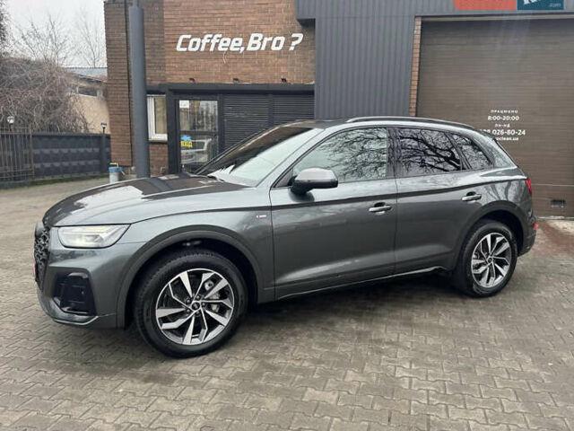 Сірий Ауді Ку 5, об'ємом двигуна 1.98 л та пробігом 22 тис. км за 39500 $, фото 8 на Automoto.ua