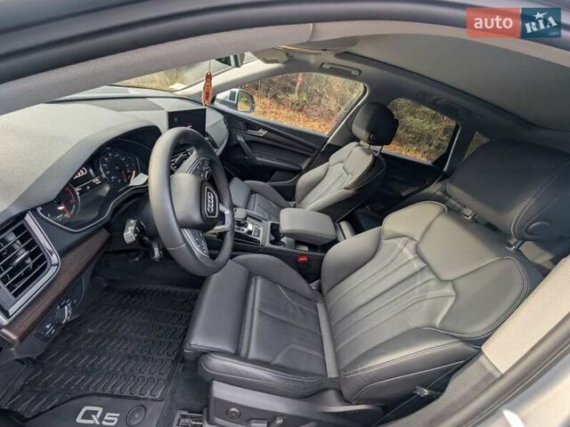 Сірий Ауді Ку 5, об'ємом двигуна 1.98 л та пробігом 15 тис. км за 37500 $, фото 39 на Automoto.ua