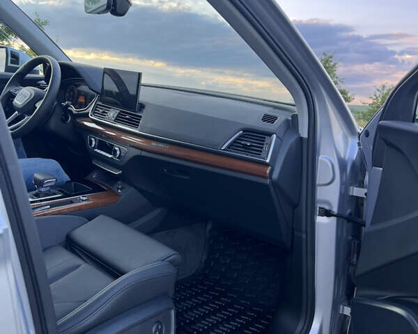 Серый Ауди Ку 5, объемом двигателя 1.98 л и пробегом 3 тыс. км за 52900 $, фото 17 на Automoto.ua