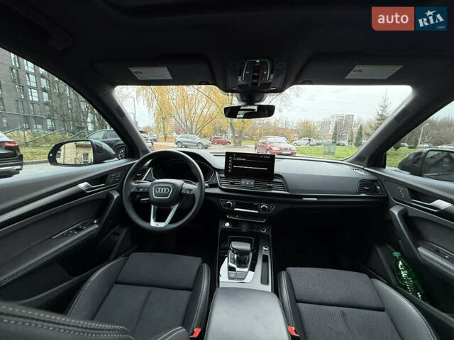 Сірий Ауді Ку 5, об'ємом двигуна 1.98 л та пробігом 12 тис. км за 58100 $, фото 36 на Automoto.ua