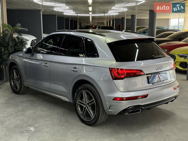 Сірий Ауді Ку 5, об'ємом двигуна 1.98 л та пробігом 5 тис. км за 54000 $, фото 9 на Automoto.ua