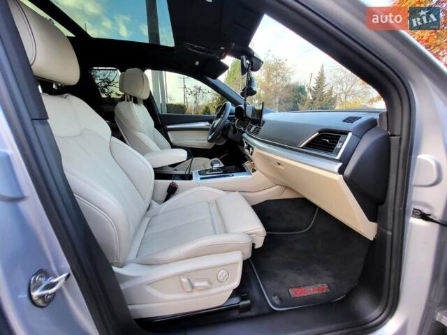 Сірий Ауді Ку 5, об'ємом двигуна 1.98 л та пробігом 13 тис. км за 47000 $, фото 13 на Automoto.ua