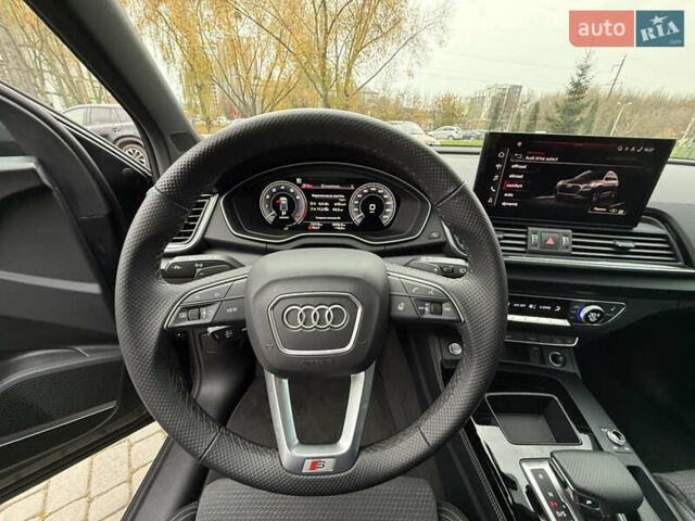 Сірий Ауді Ку 5, об'ємом двигуна 1.98 л та пробігом 12 тис. км за 58100 $, фото 53 на Automoto.ua