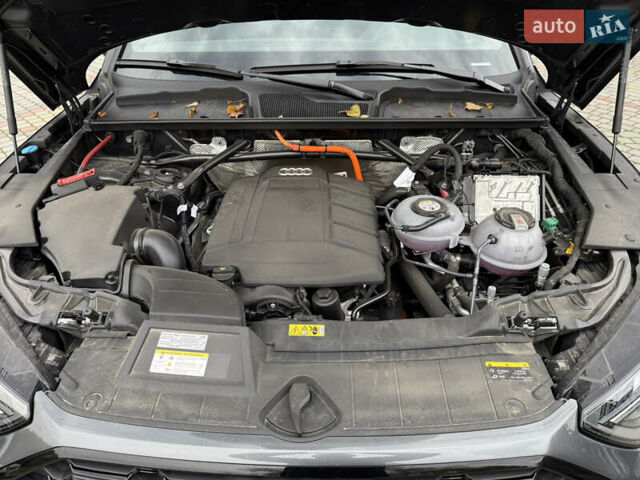 Сірий Ауді Ку 5, об'ємом двигуна 1.98 л та пробігом 12 тис. км за 58100 $, фото 16 на Automoto.ua