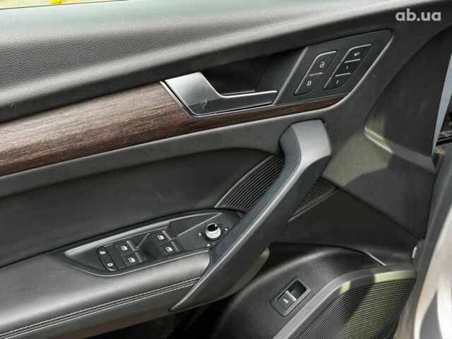 Серый Ауди Ку 5, объемом двигателя 2 л и пробегом 35 тыс. км за 41490 $, фото 19 на Automoto.ua