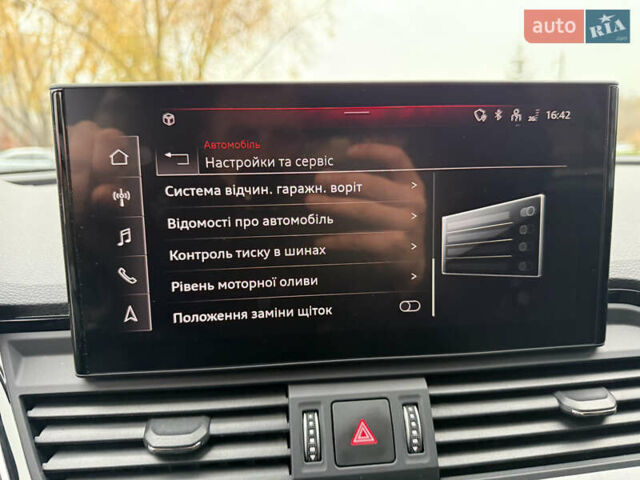 Сірий Ауді Ку 5, об'ємом двигуна 1.98 л та пробігом 12 тис. км за 58100 $, фото 63 на Automoto.ua