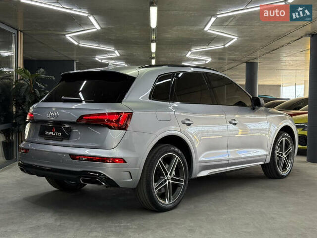 Сірий Ауді Ку 5, об'ємом двигуна 1.98 л та пробігом 5 тис. км за 54000 $, фото 15 на Automoto.ua