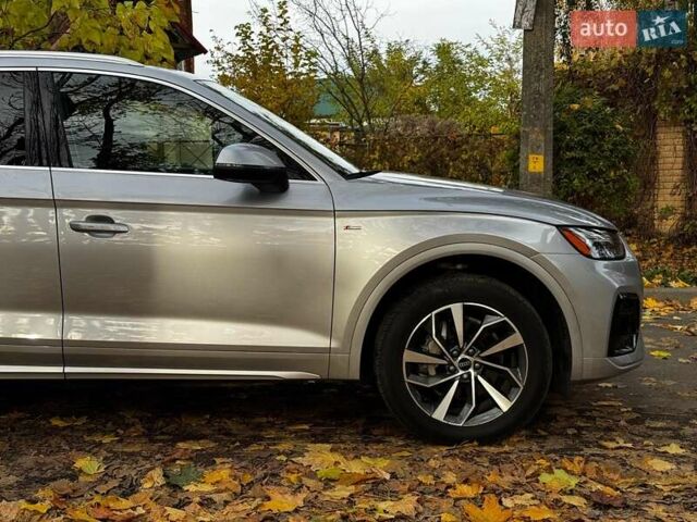 Серый Ауди Ку 5, объемом двигателя 2 л и пробегом 35 тыс. км за 41490 $, фото 1 на Automoto.ua