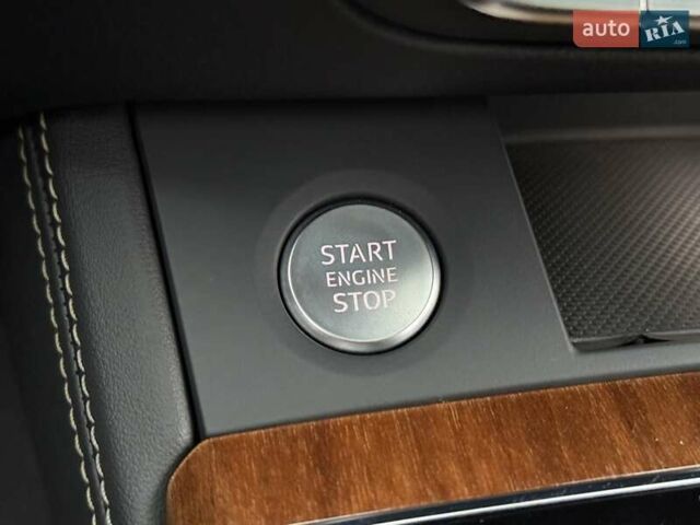 Серый Ауди Ку 5, объемом двигателя 1.98 л и пробегом 9 тыс. км за 39700 $, фото 40 на Automoto.ua