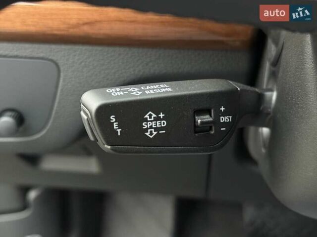 Серый Ауди Ку 5, объемом двигателя 1.98 л и пробегом 9 тыс. км за 39700 $, фото 46 на Automoto.ua