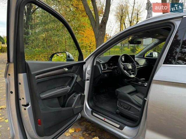 Серый Ауди Ку 5, объемом двигателя 2 л и пробегом 35 тыс. км за 41490 $, фото 20 на Automoto.ua