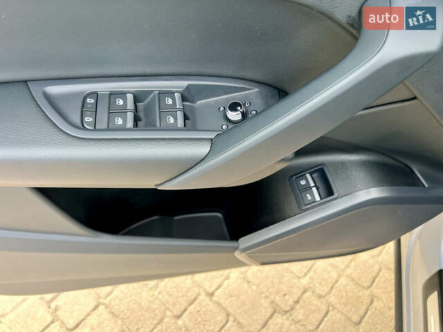 Серый Ауди Ку 5, объемом двигателя 1.98 л и пробегом 3 тыс. км за 52900 $, фото 18 на Automoto.ua