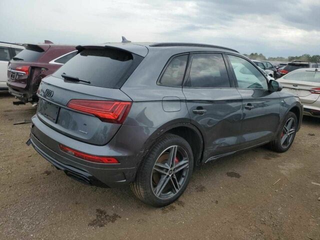 Серый Ауди Ку 5, объемом двигателя 2 л и пробегом 9 тыс. км за 23000 $, фото 2 на Automoto.ua