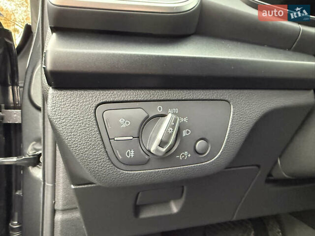 Сірий Ауді Ку 5, об'ємом двигуна 1.98 л та пробігом 12 тис. км за 58100 $, фото 45 на Automoto.ua