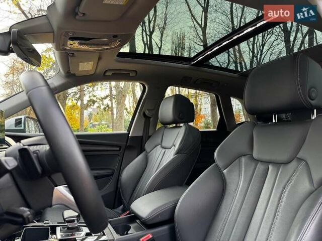 Серый Ауди Ку 5, объемом двигателя 2 л и пробегом 35 тыс. км за 41490 $, фото 23 на Automoto.ua