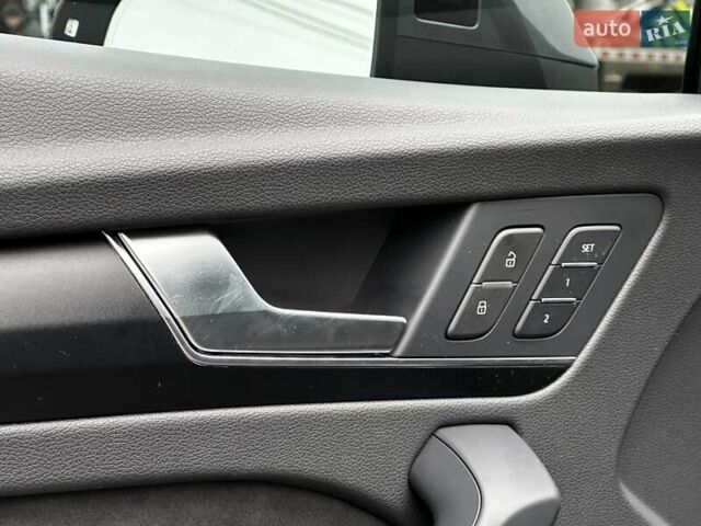 Серый Ауди Ку 5, объемом двигателя 1.98 л и пробегом 14 тыс. км за 57999 $, фото 21 на Automoto.ua