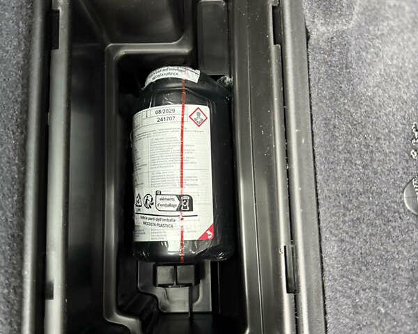 Сірий Ауді Ку 5, об'ємом двигуна 1.98 л та пробігом 12 тис. км за 58100 $, фото 29 на Automoto.ua