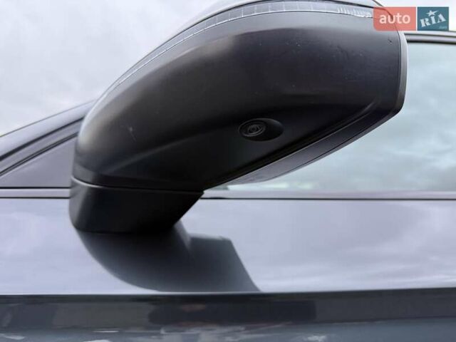 Серый Ауди Ку 5, объемом двигателя 1.98 л и пробегом 9 тыс. км за 39700 $, фото 2 на Automoto.ua