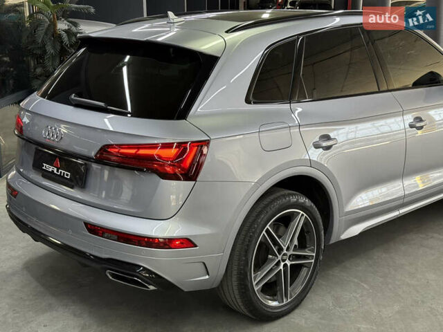 Сірий Ауді Ку 5, об'ємом двигуна 1.98 л та пробігом 5 тис. км за 54000 $, фото 16 на Automoto.ua