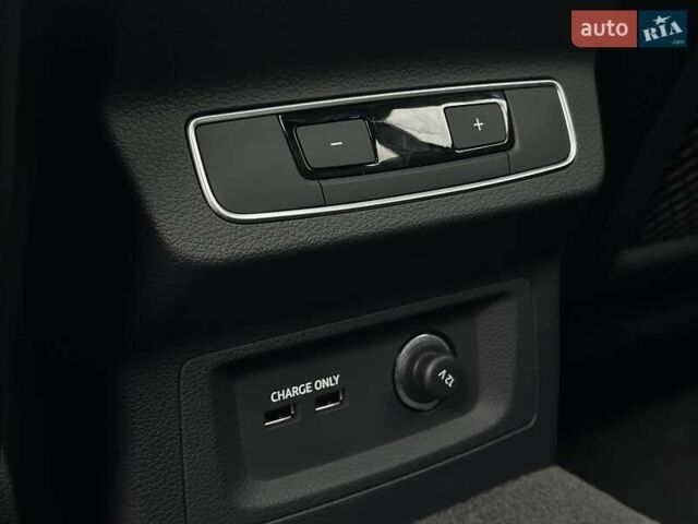 Серый Ауди Ку 5, объемом двигателя 1.98 л и пробегом 14 тыс. км за 57999 $, фото 41 на Automoto.ua