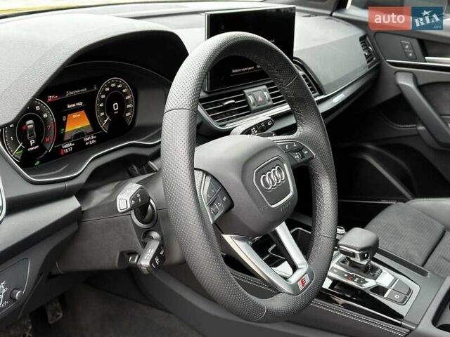 Серый Ауди Ку 5, объемом двигателя 1.98 л и пробегом 14 тыс. км за 57999 $, фото 23 на Automoto.ua