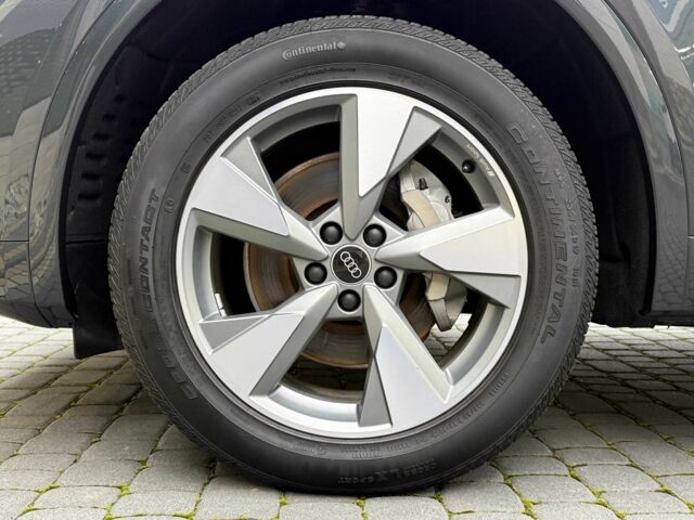 Серый Ауди Ку 5, объемом двигателя 2 л и пробегом 9 тыс. км за 39700 $, фото 23 на Automoto.ua