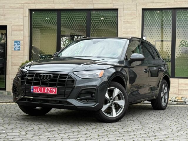 Серый Ауди Ку 5, объемом двигателя 2 л и пробегом 9 тыс. км за 39700 $, фото 3 на Automoto.ua