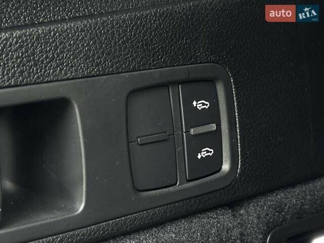 Серый Ауди Ку 5, объемом двигателя 1.98 л и пробегом 14 тыс. км за 57999 $, фото 46 на Automoto.ua