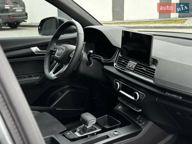 Серый Ауди Ку 5, объемом двигателя 1.98 л и пробегом 14 тыс. км за 57999 $, фото 44 на Automoto.ua