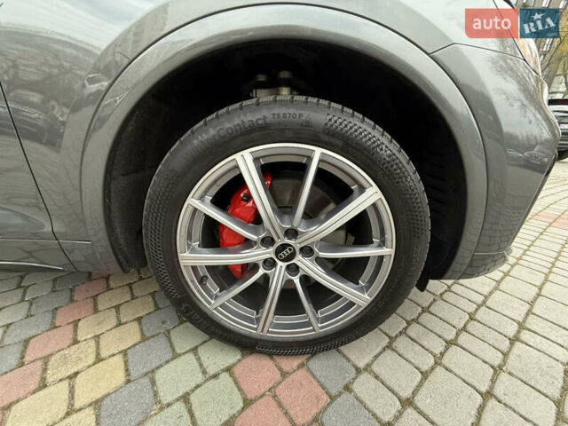 Сірий Ауді Ку 5, об'ємом двигуна 1.98 л та пробігом 12 тис. км за 58100 $, фото 34 на Automoto.ua